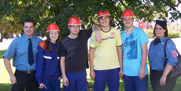 Die Teilnehmer der Feuerwehr Hirschhorn am Kreiswettkampf der Jugendfeuerwehren des Landkreises Rottal Inn am 09.09.2011